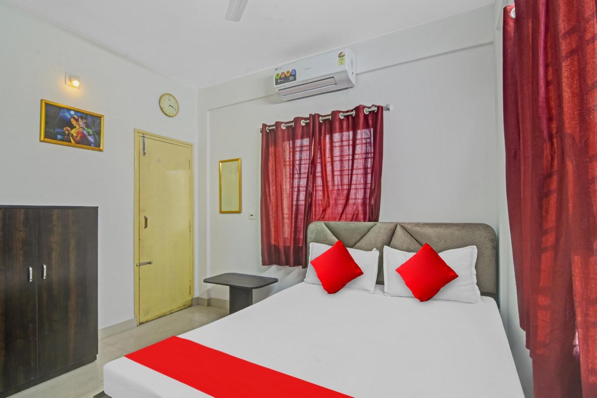 Hotel O Royal Residency Калькутта Экстерьер фото